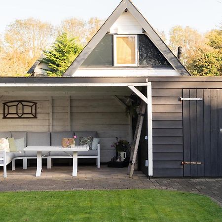 Peaceful Holiday Home In Tuitjenhorn Exterior foto