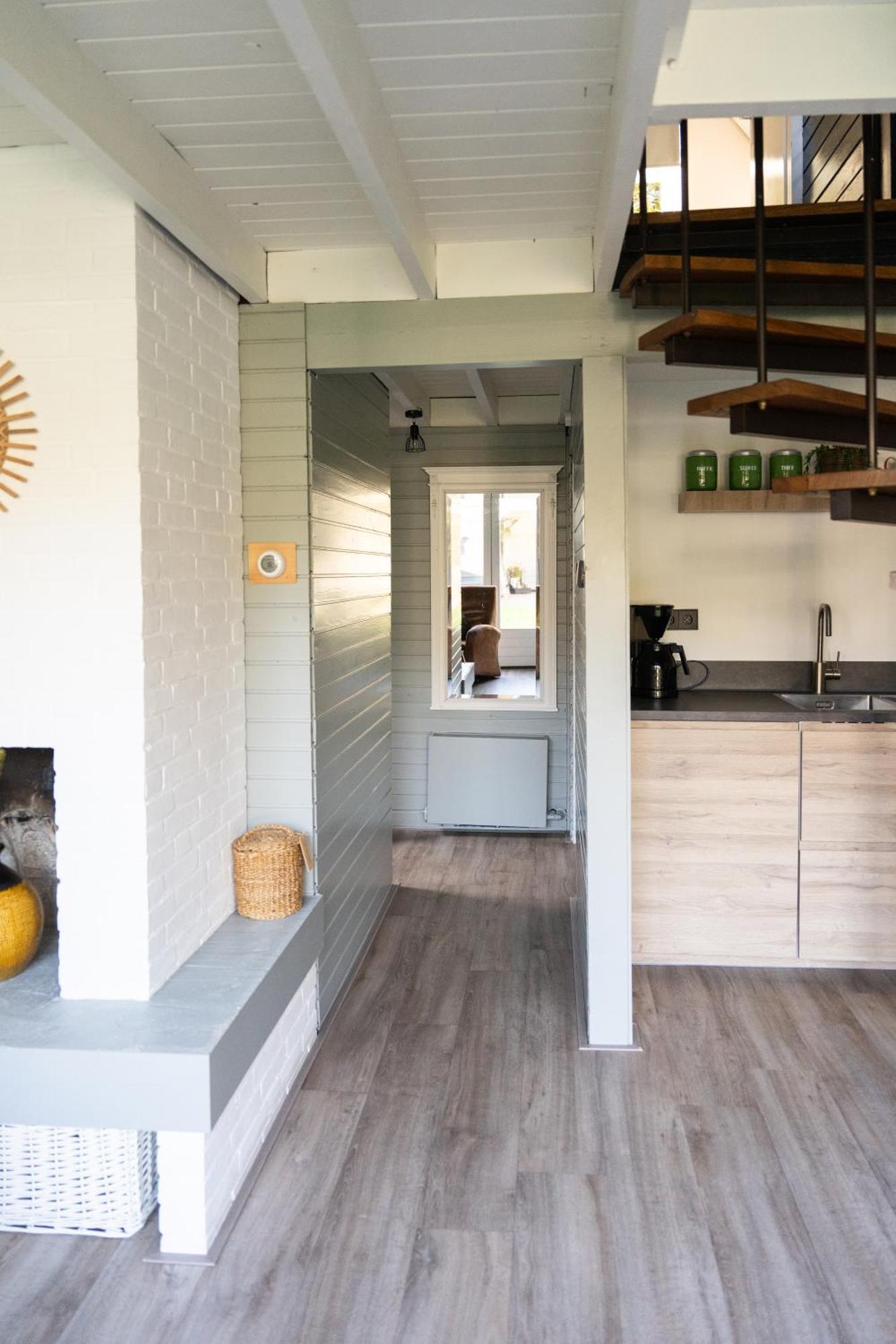 Peaceful Holiday Home In Tuitjenhorn Exterior foto